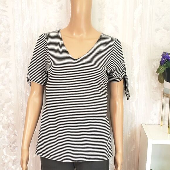 Michael Kors Cold Shoulders Top - Picture 1 of 6